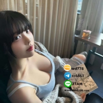 小桃  162-52-G-23歲奶泡穩、唾液濕、技術準，一吸就讓你頭皮發麻 做愛時會主動壓你說