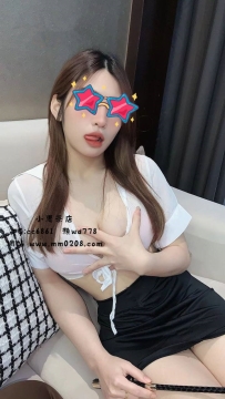 蘭蘭 163-48-F-25歲特價：5000 性感秘書 穿著性感 一副欠幹的樣子69互吃私密處  皮膚