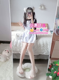 艾米 155-42-C-19歲白虎一線粉嫩鮑 清純幼齒  喜歡玩校色扮演 臉蛋很清純 但實際壞壞