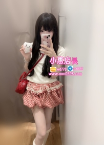 月兒 155-43-C-18歲中部第一次下海處女  臉蛋清純無害 會讓你看見不忍心跟她打炮 又很