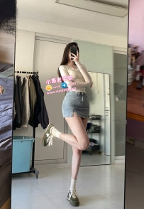 若琳 170-47-E-24歲 #南部特價：8000 有在健身模特 美腿性感 臉蛋氣質 舉止優雅 看似