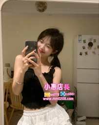 朵兒 155-45-C+19歲三點粉  清純可愛   好聊天性格隨和 服務不會趕時間  好配合   不