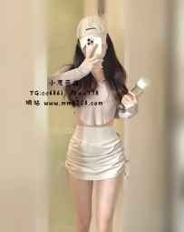辰月 167-48-C-21歲臉蛋正 穿著時尚性感  臉蛋可愛清純 十足的反差感 臉蛋高冷 床上熱
