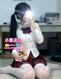 小悠 157-47-E-18歲 臉蛋純純的，聲音軟軟奶聲奶氣，但私下超會撒嬌又超敢玩