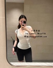 165-50-F-30歲  初夏 尋求刺激  做愛玩法新鮮 喜歡主動侵佔對方的身體 喜歡一邊舌吻