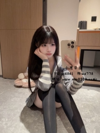 子涵 157-44-C 18歲鄰家妹妹，親切、軟萌、沒有距離感。 剛開始會小緊張，但一聊開後