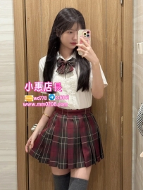寧欣 155cm-42kg-C-19歲 乖乖女其實是一位小妖精 皮膚嫩滑 臉蛋可愛 胸部粉嫩形狀極美