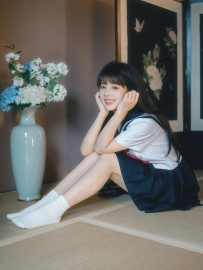 青青 150-42-B-18歲混血校花洗澡 愛愛按摩 BJ69 LG  （時間多私下可互動無套）