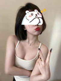 短髮可愛蘿莉學生 初初 152-42-C-18歲特價：5500 幼嫩可愛嫩妹 性愛經驗少 鮑魚掰開粉