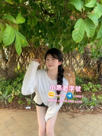 桃子 160-45-C+20歲 地區：#台中 #特價：8000（第二節半價） 介紹：清純小蘿莉 臉蛋小