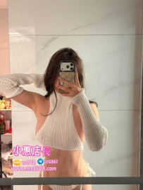 澤恩  165-48-F-23歲火辣辣的騷女，水嫩嫩的淫滿身材！人說30如狼，她說饑渴不分年齡