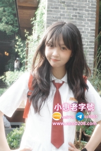 小青 152-42-b-18歲 #台中兼職可愛學生 #特價：6000 本人照片 超級清純 清秀的蘿莉小
