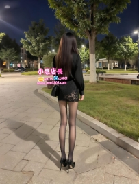 妍璃 165-45-C-25歲特價：5000整體氣質帶著輕柔氣息，非常耐看 職業裝下的她很色情 平